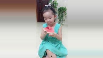 跳舞吃瓜博主,笑谈人生——揭秘跳舞吃瓜博主的魅力人生