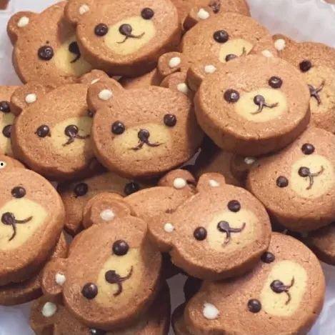 带你吃瓜小熊饼干,带你品尝“带你吃瓜小熊饼干”的独特美味之旅